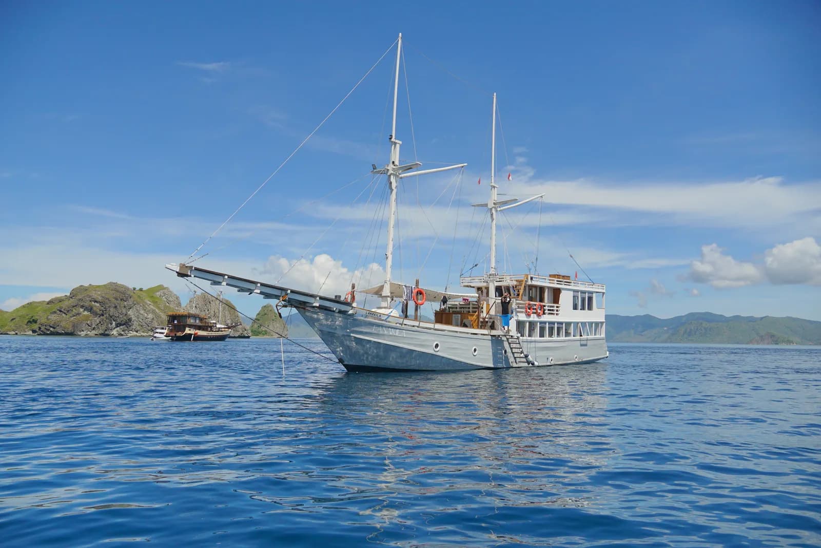 Private Charter – Lanakila - Komodo Labuan Bajo Phinisi Boat Tour Package