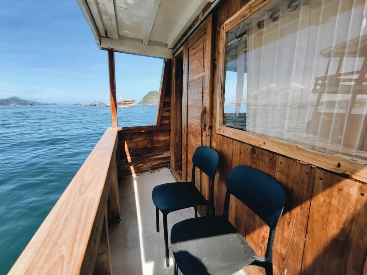 Komodo Tour 2D1N - Dahayu Phinisi - Komodo Tour 2D1N - Dahayu Phinisi - Full Day Tour Komodo