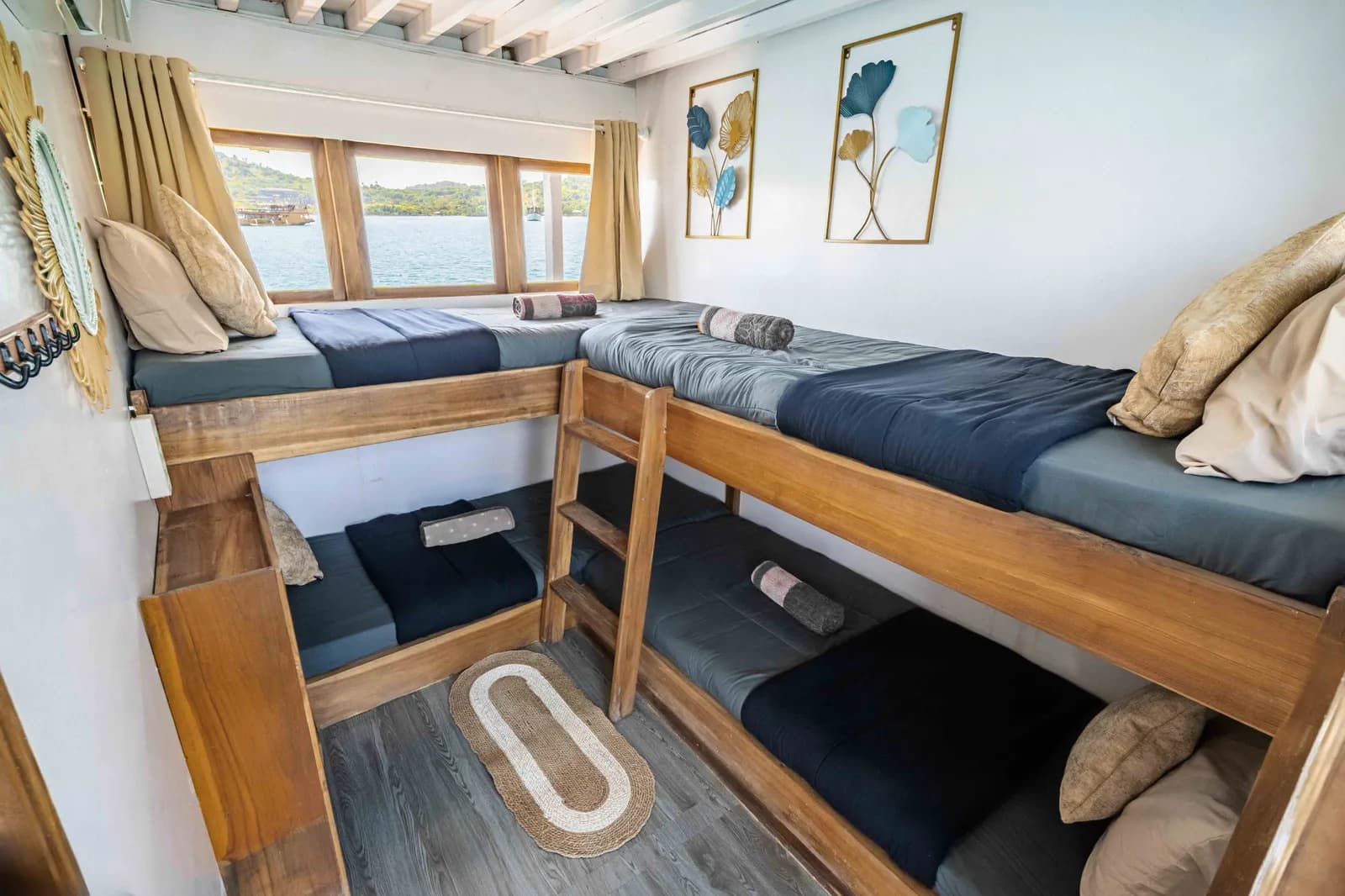 Shared Cabin 2 - Komodo Labuan Bajo Phinisi Boat Cabin