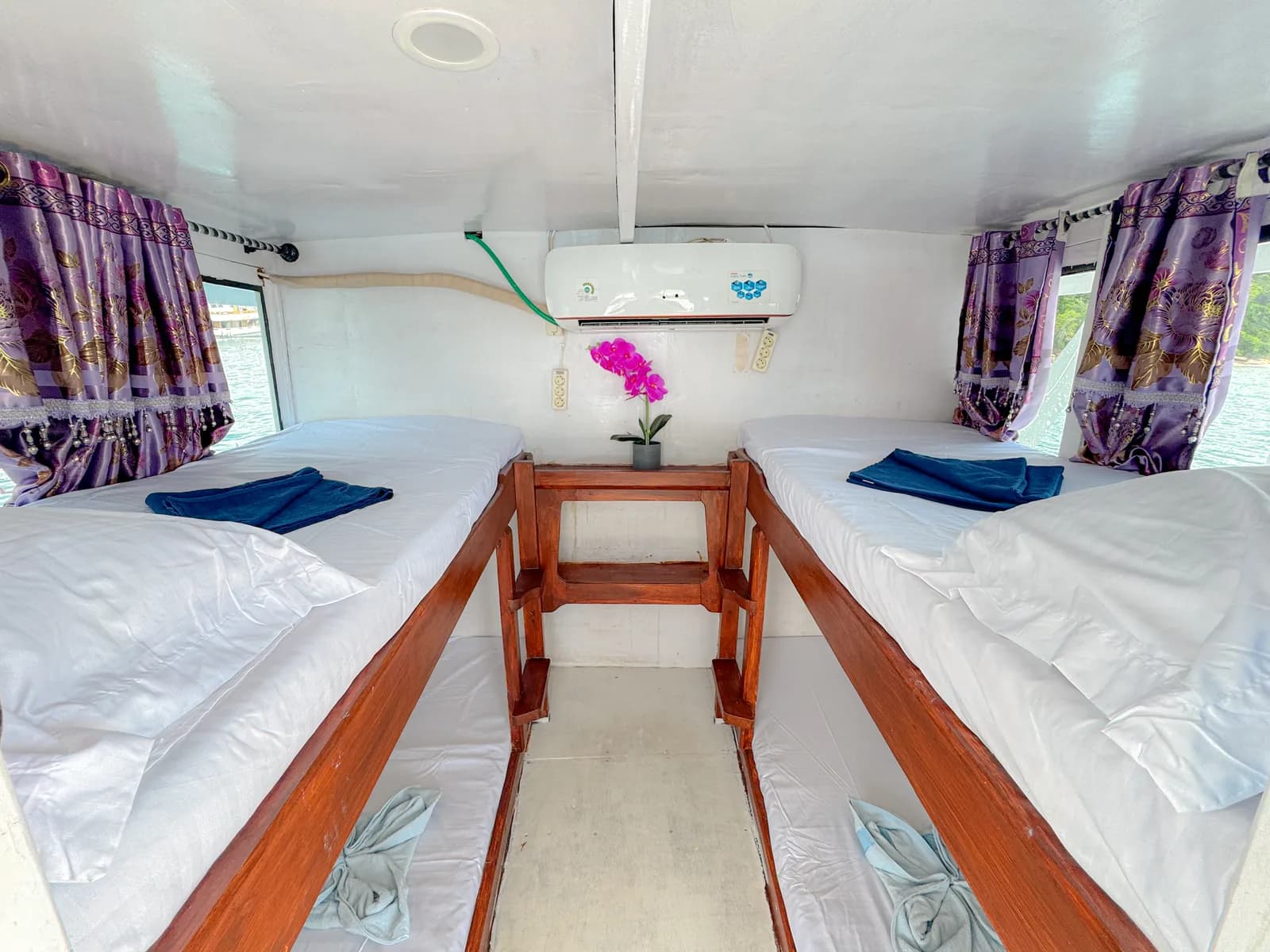 Shared Cabin 1 - Komodo Labuan Bajo Phinisi Boat Cabin