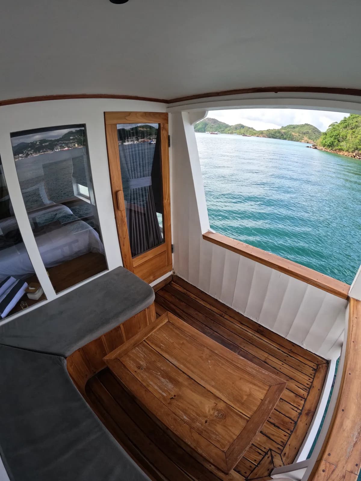 Komodo Tour 3D2N - Lanakila Phinisi - Komodo Tour 3D2N - Lanakila Phinisi - Full Day Tour Komodo