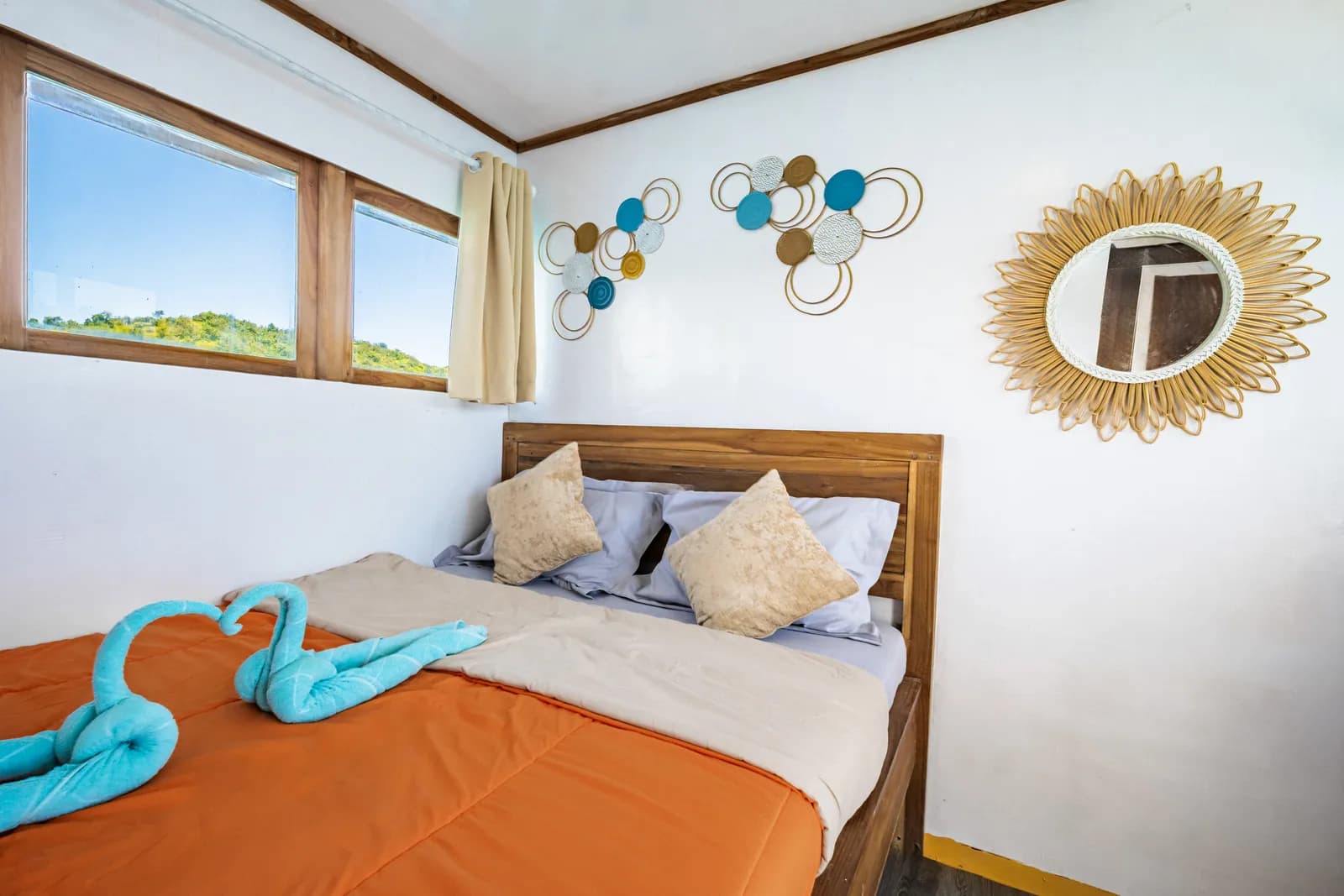 Private Cabin - Komodo Labuan Bajo Phinisi Boat Cabin