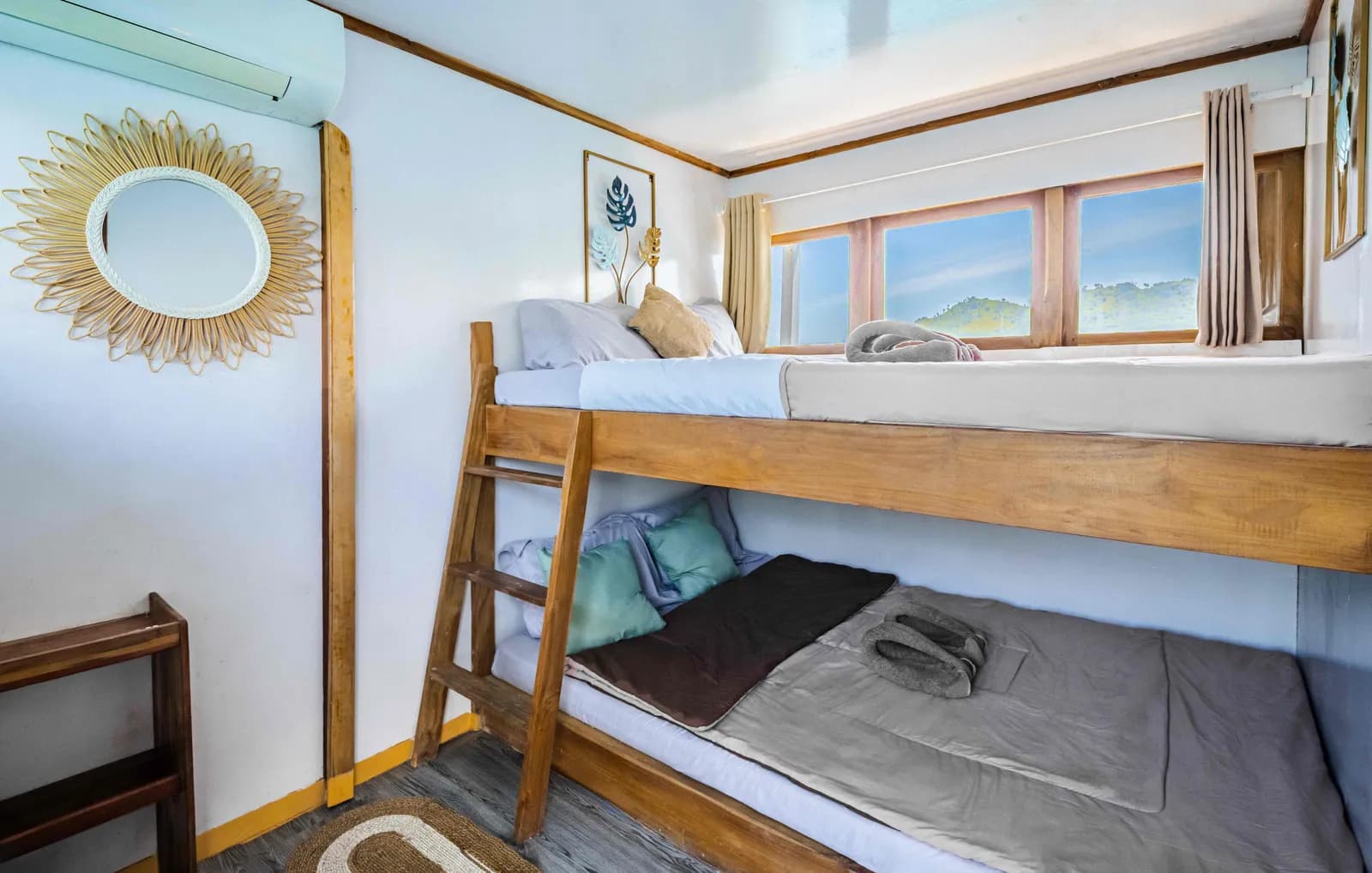 Shared Cabin 1 - Komodo Labuan Bajo Phinisi Boat Cabin