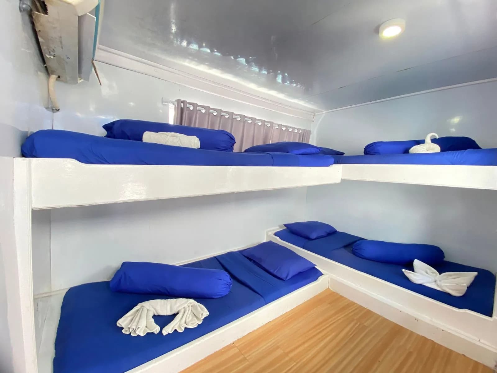 Shared Cabin 1 - Komodo Labuan Bajo Phinisi Boat Cabin