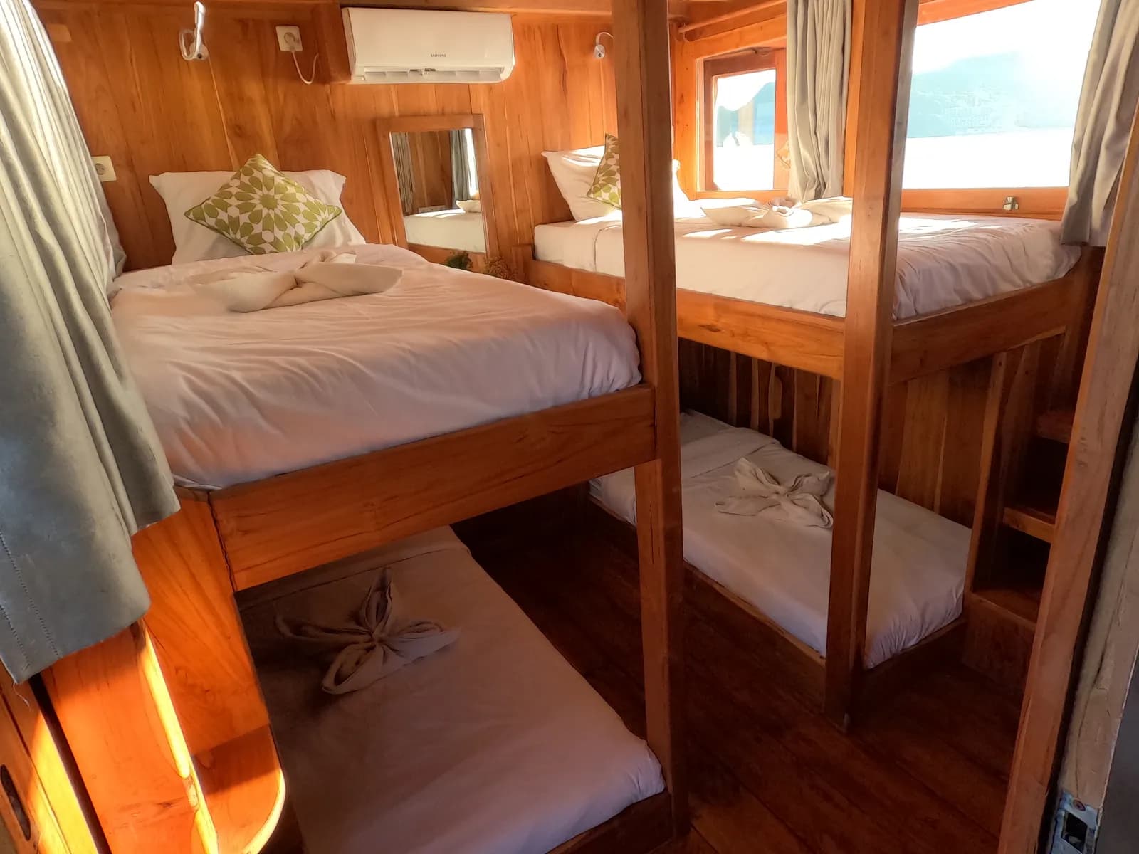 Shared Cabin - Komodo Labuan Bajo Phinisi Boat Cabin