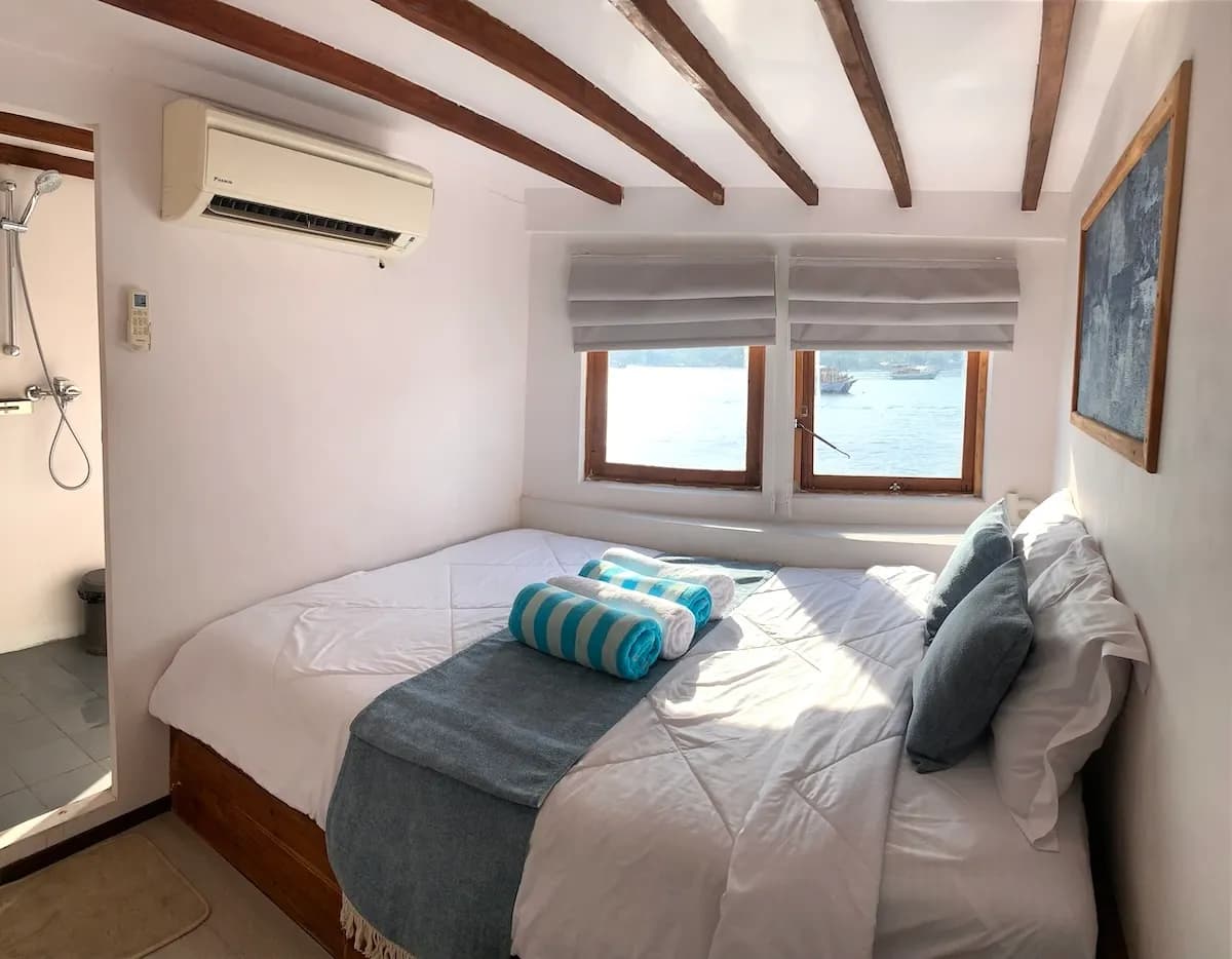 Pangrango - Komodo Labuan Bajo Phinisi Boat Cabin