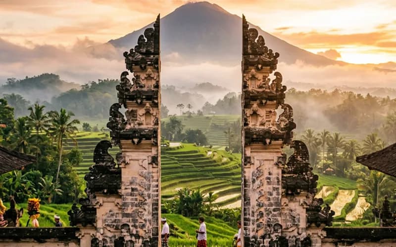 Bali & Lombok - Paket Wisata Indonesia