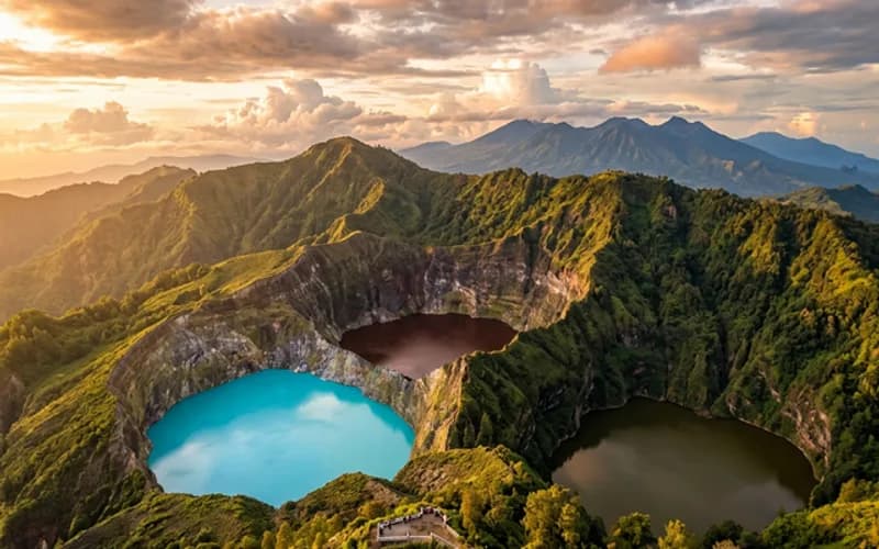 Overland Flores - Paket Wisata Indonesia