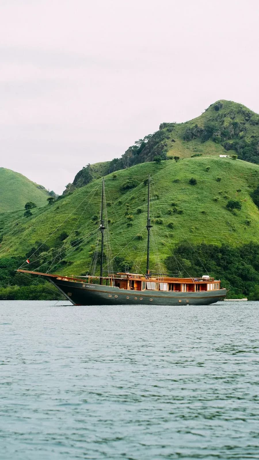 Komodo Tour 3D2N - Angelica Phinisi - Komodo Tour 3D2N - Angelica Phinisi - Full Day Tour Komodo