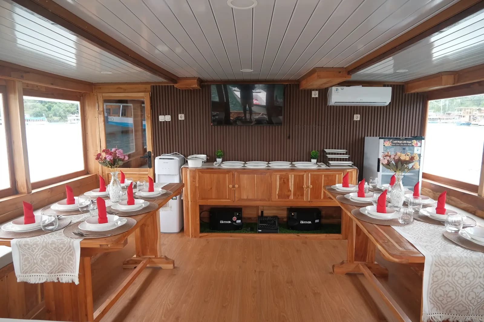 Private Charter – Arora - Private Charter – Arora - Full Day Tour Komodo