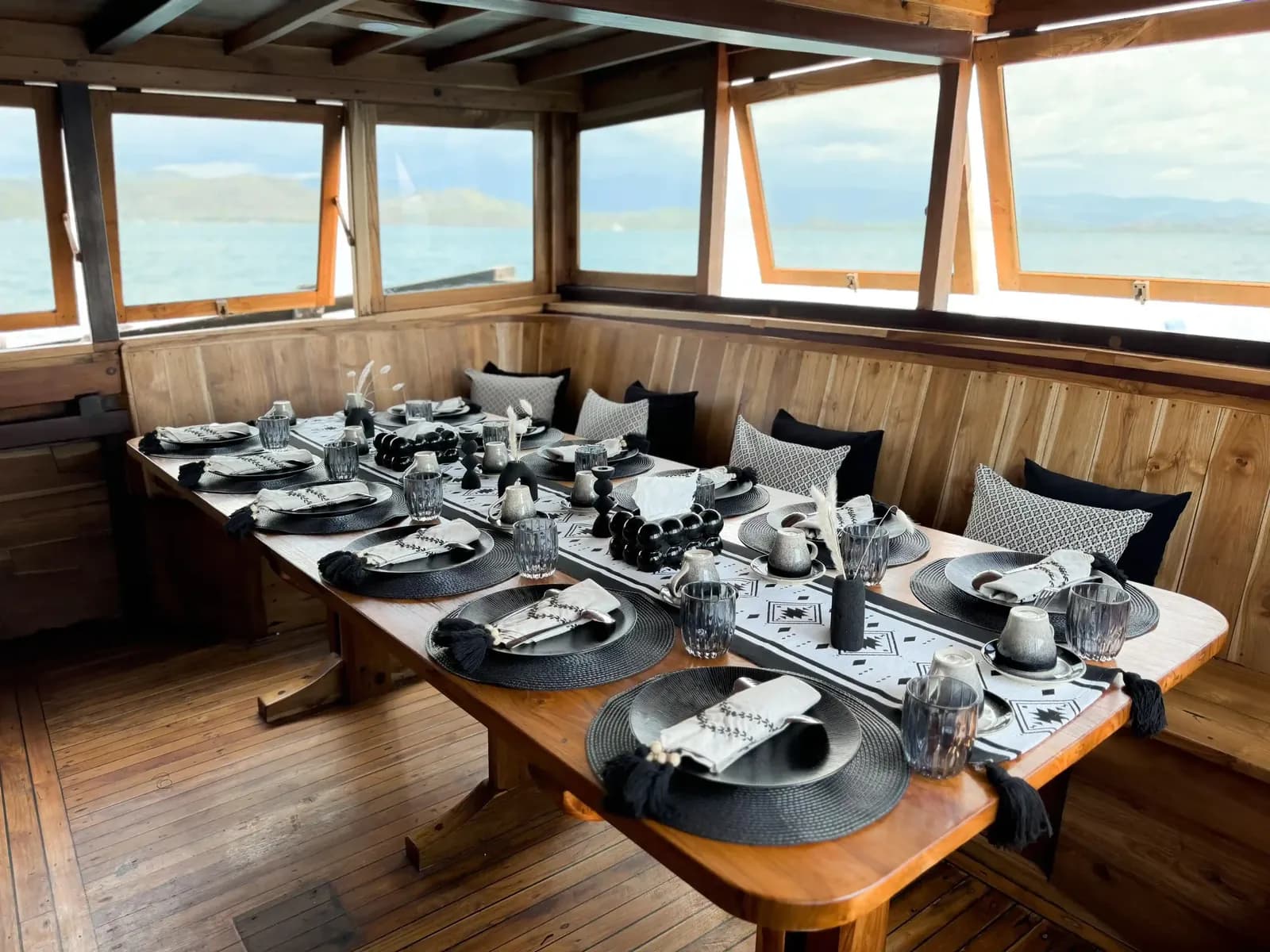 Private Charter – Black Beard - Private Charter – Black Beard - Full Day Tour Komodo