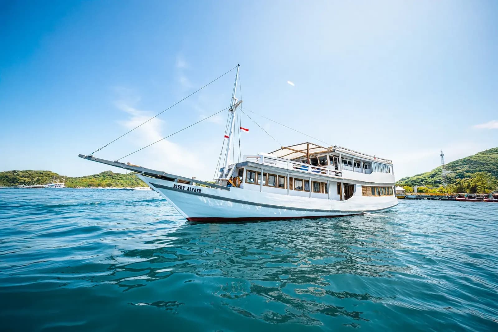 Private Charter – Bombana 1 - Komodo Labuan Bajo Phinisi Boat Tour Package