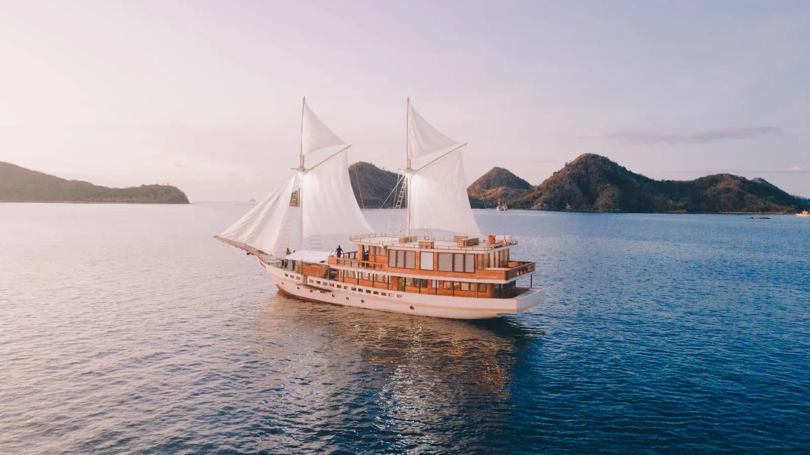 Private Charter – Elbark - Private Charter – Elbark - Full Day Tour Komodo