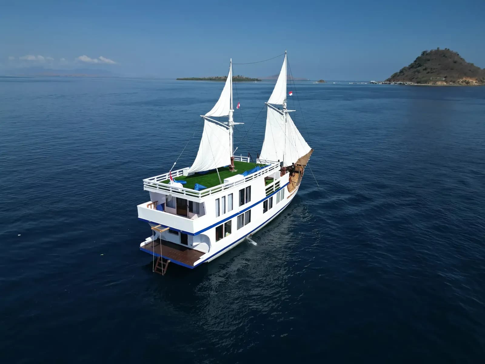 Private Charter – Invictus - Private Charter – Invictus - Full Day Tour Komodo