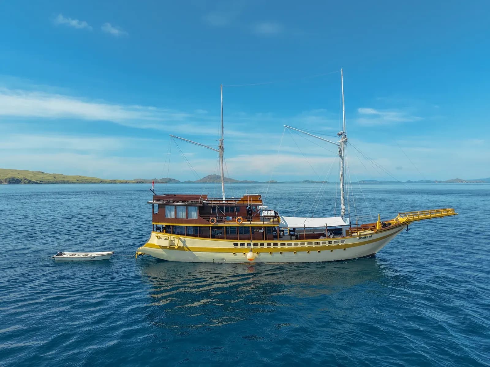 Private Charter – Lamborajo 2 - Komodo Labuan Bajo Phinisi Boat Tour Package