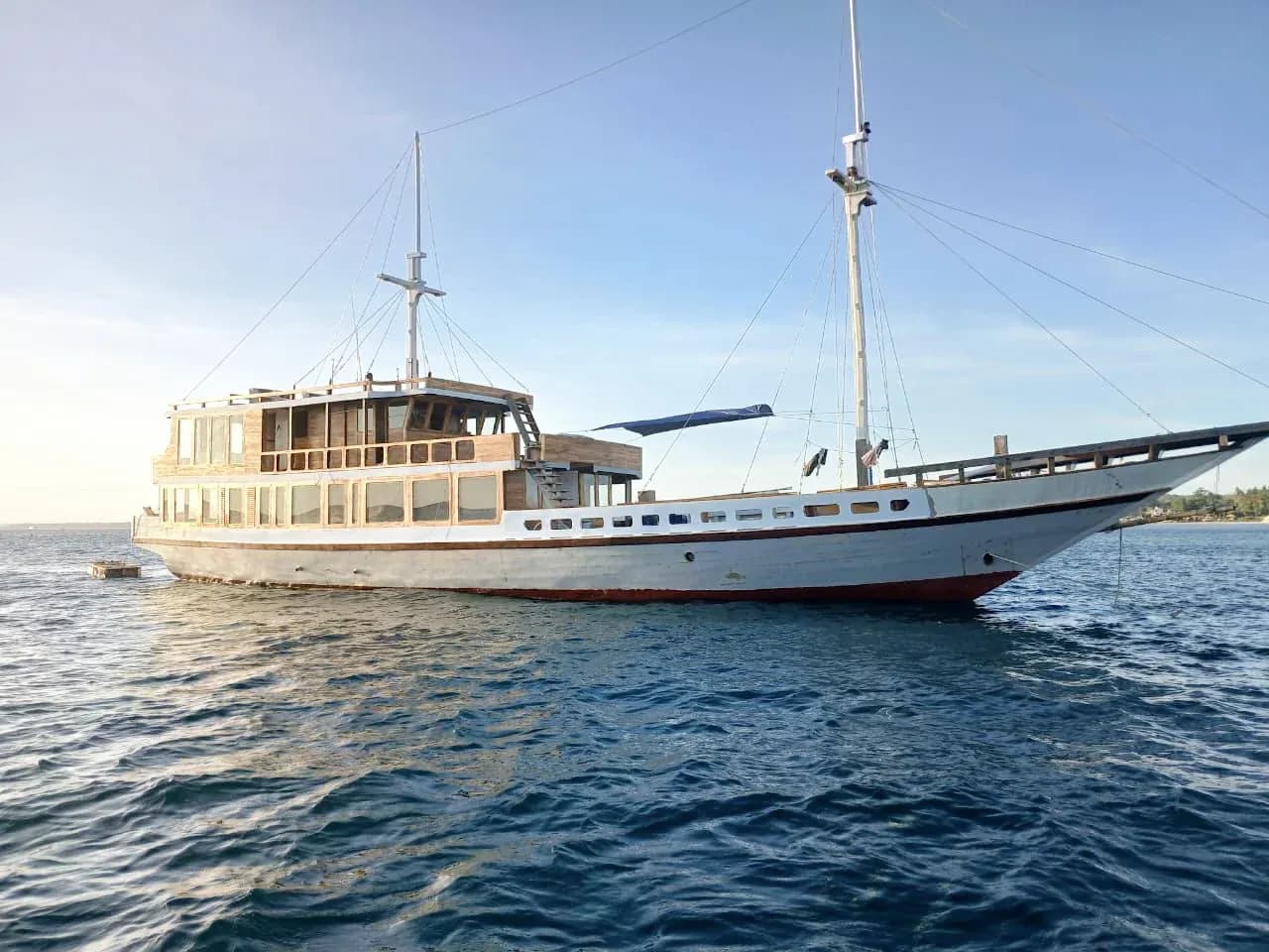 Private Charter – Nalareya - Private Charter – Nalareya - Full Day Tour Komodo