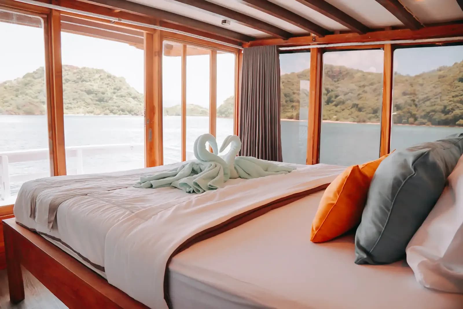 Private Charter – Nusantara Karya - Private Charter – Nusantara Karya - Full Day Tour Komodo
