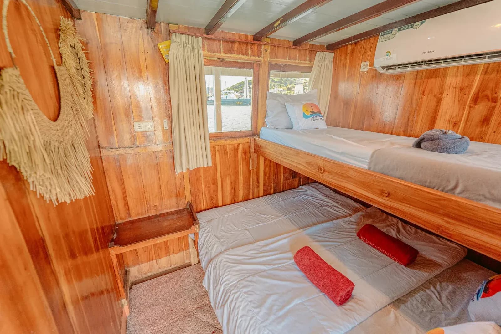 Triple Cabin - Komodo Labuan Bajo Phinisi Boat Cabin
