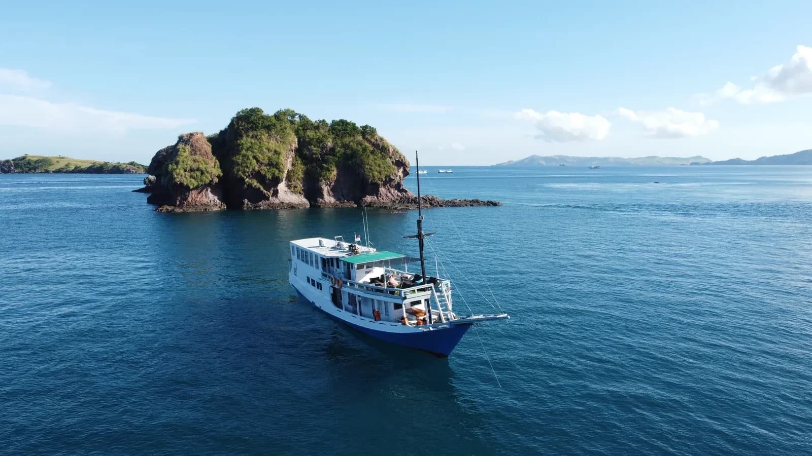 Private Charter – Princes Lala - Private Charter – Princes Lala - Full Day Tour Komodo