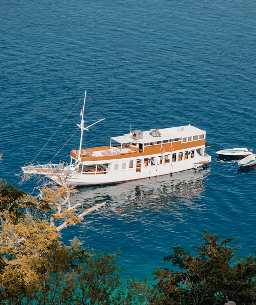 Private Charter – Ramadani Star - Private Charter – Ramadani Star - Full Day Tour Komodo