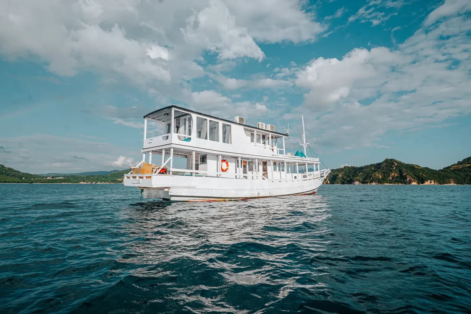 Private Charter – Sabira - Private Charter – Sabira - Full Day Tour Komodo