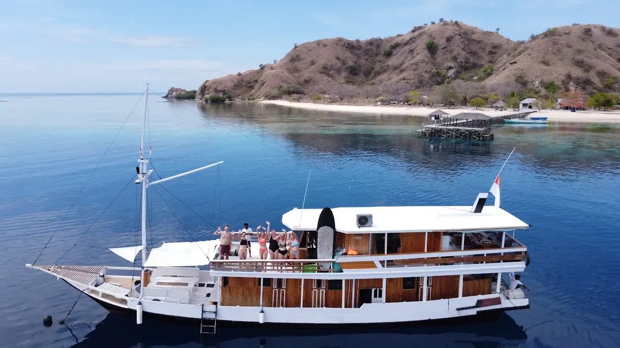 Private Charter – Santemako - Private Charter – Santemako - Full Day Tour Komodo