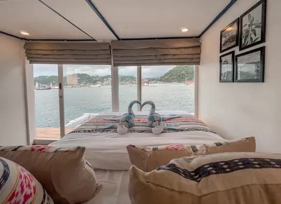 Manta Cabin 3 - Komodo Labuan Bajo Phinisi Boat Cabin