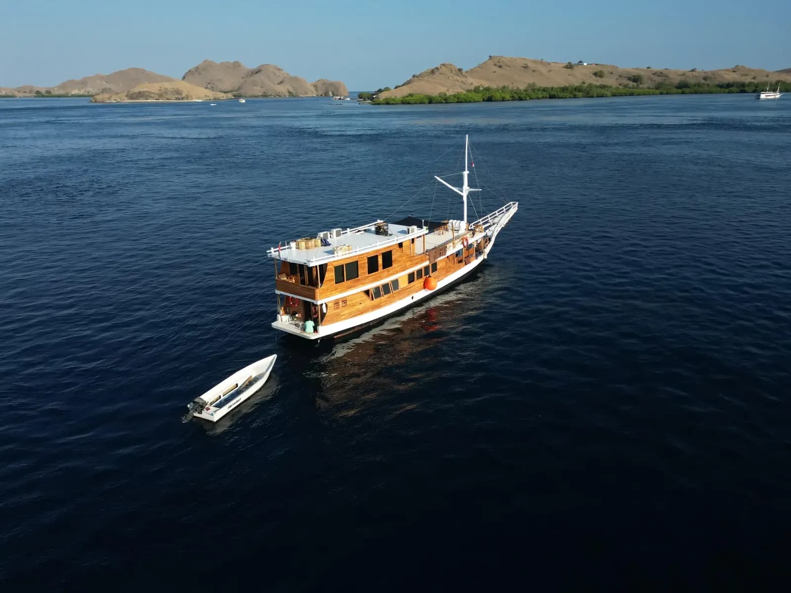 Private Charter – Segara - Private Charter – Segara - Full Day Tour Komodo