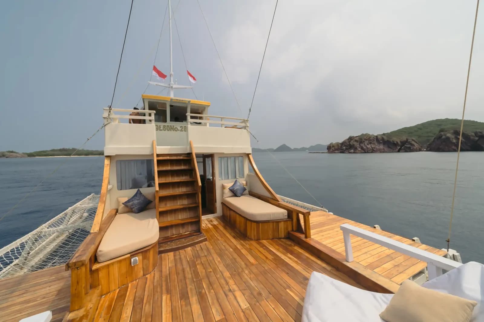 Private Charter – Zada Mega - Private Charter – Zada Mega - Full Day Tour Komodo
