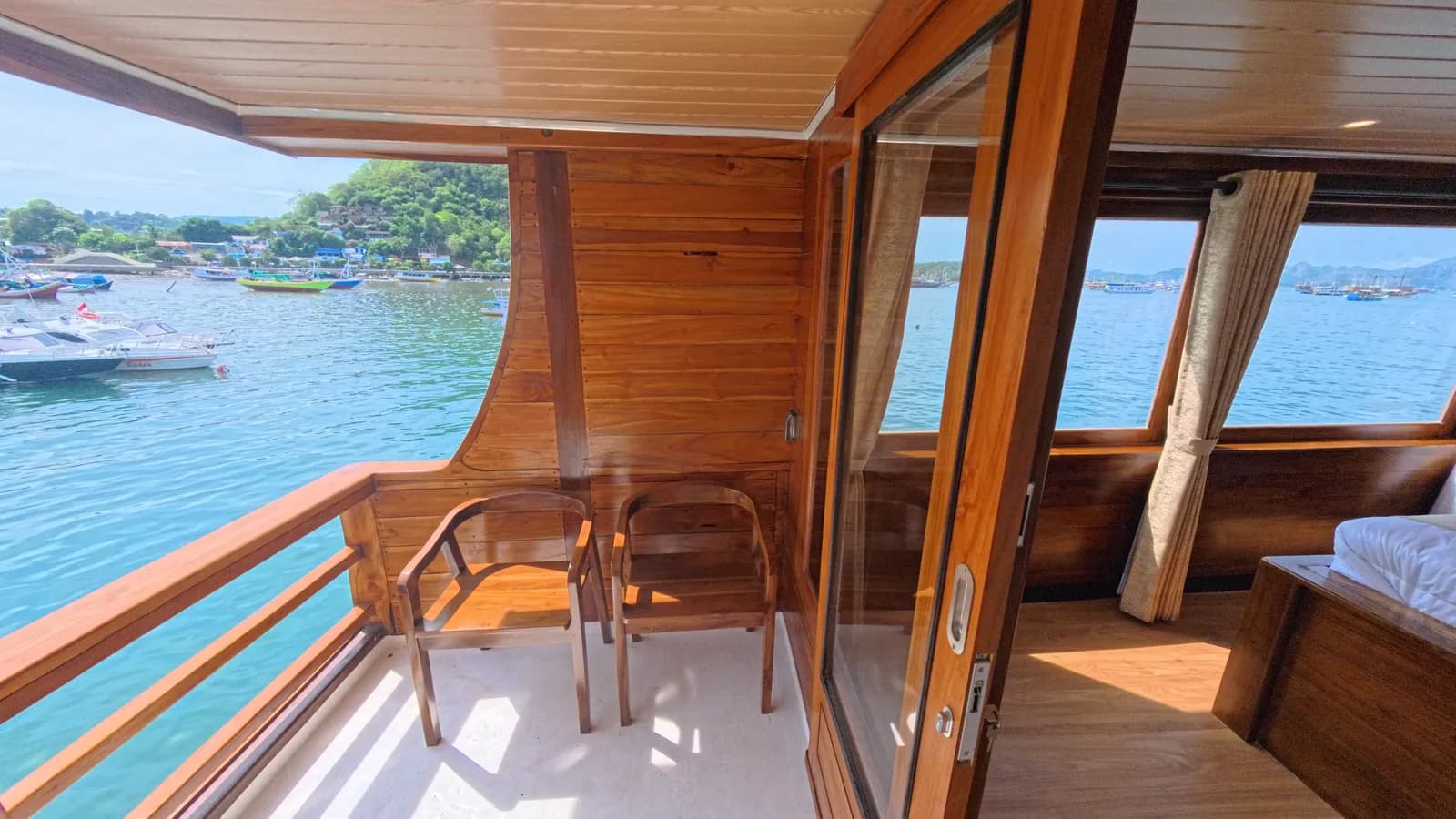 Komodo Tour 3D2N - Arfisyana 2 Phinisi - Komodo Tour 3D2N - Arfisyana 2 Phinisi - Full Day Tour Komodo