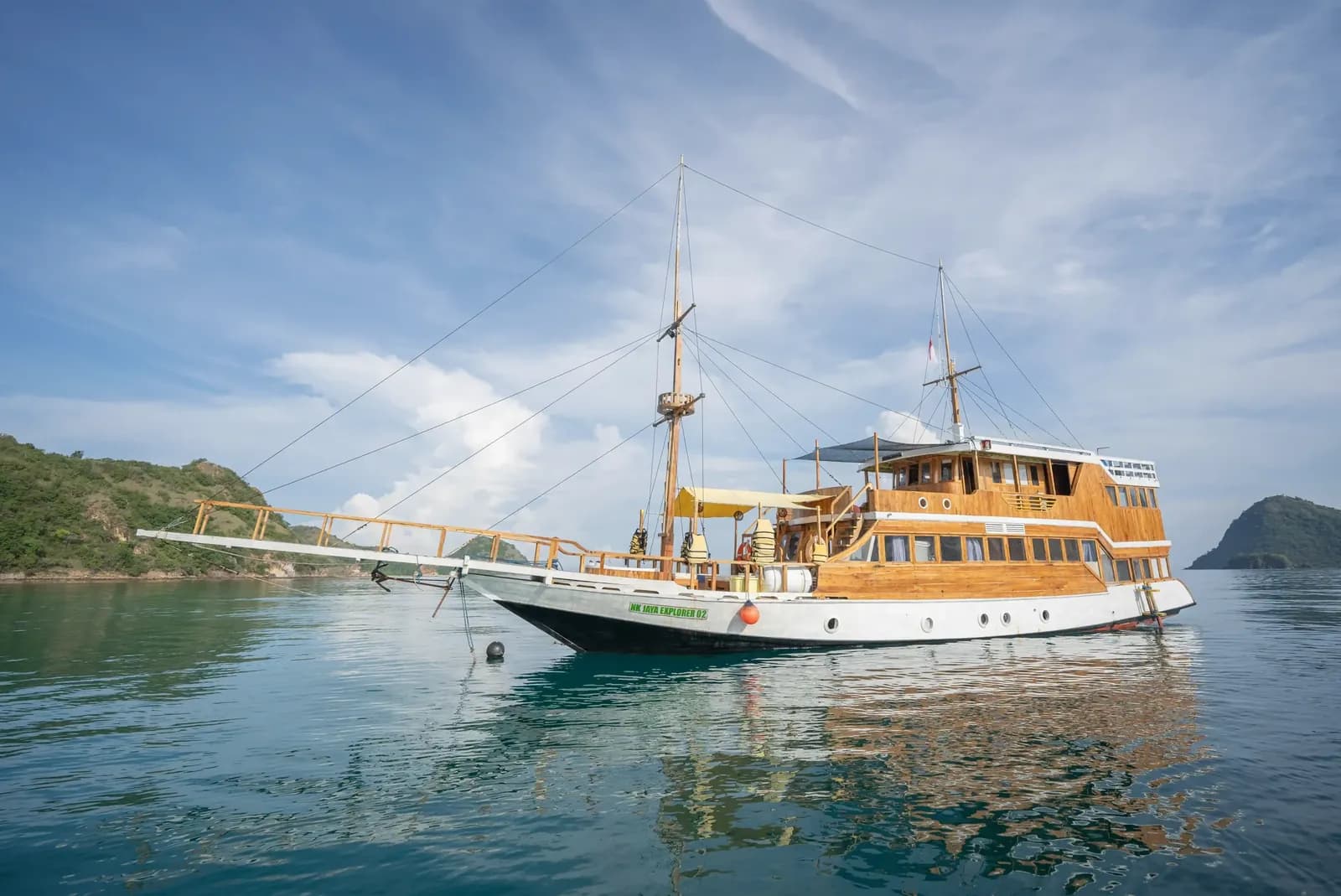 Private Charter – NK Jaya 2 - Private Charter – NK Jaya 2 - Full Day Tour Komodo
